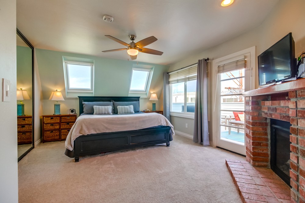 Virtual tour photo 20 of 45 for 816 Monterey Ct