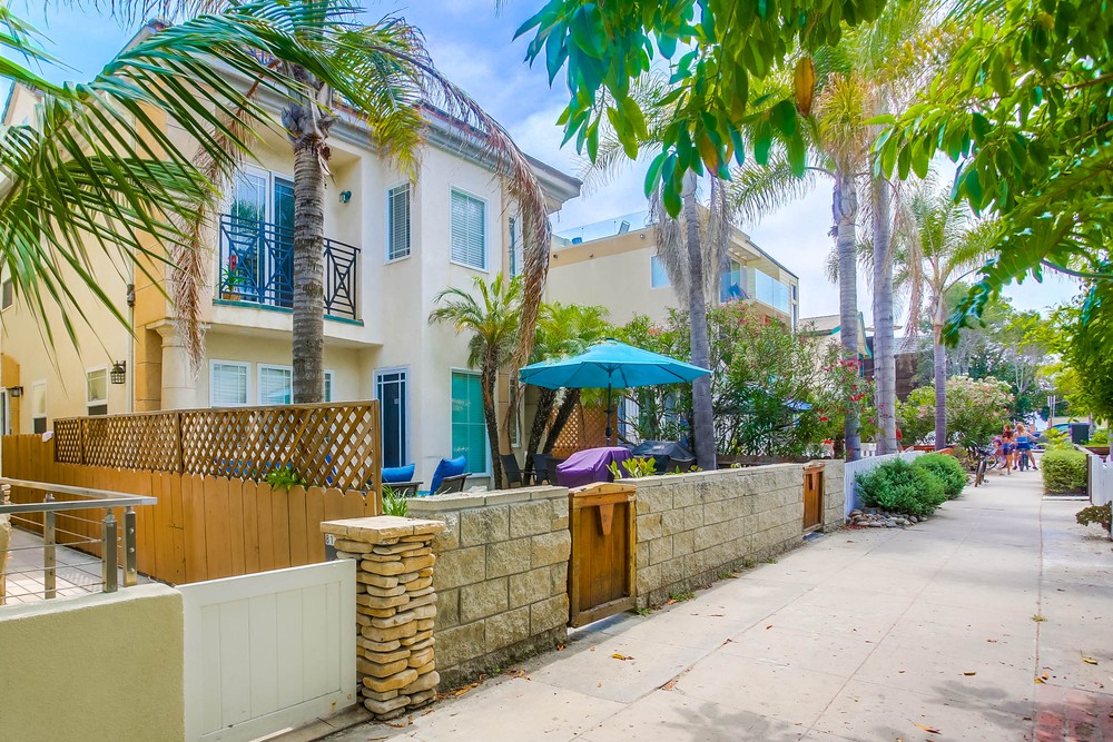 Virtual tour photo 1 of 55 for 817 Ostend Ct