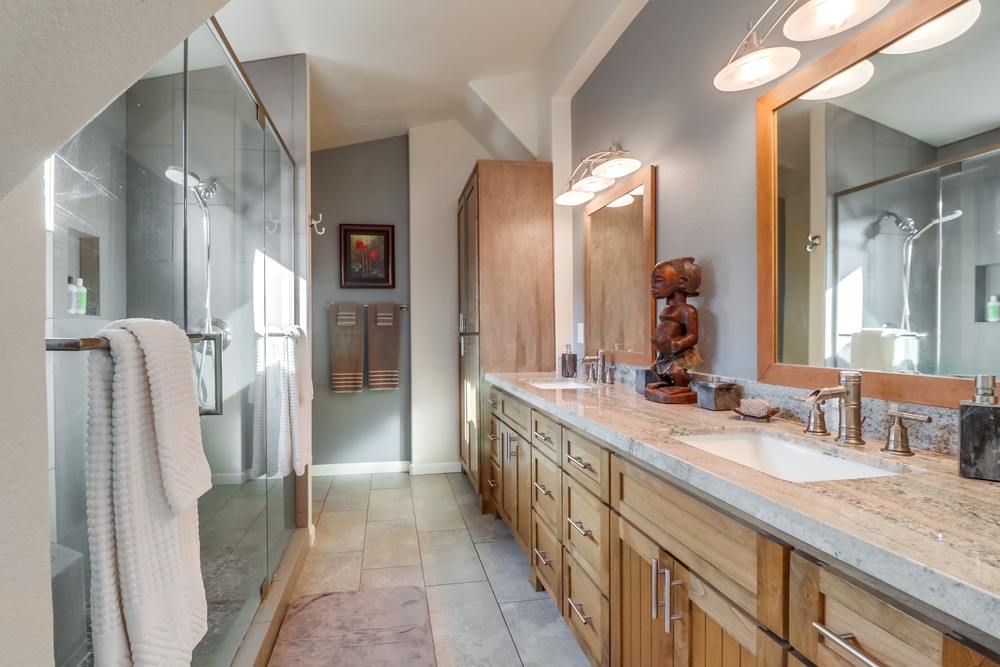 Virtual tour photo 27 of 45 for 817 Salem Ct