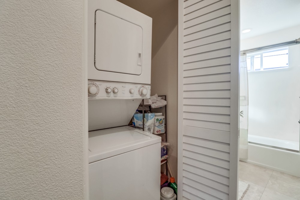 Virtual tour photo 41 of 45 for 817 Salem Ct
