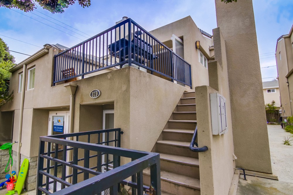 Virtual tour photo 3 of 42 for 817 San Gabriel Pl