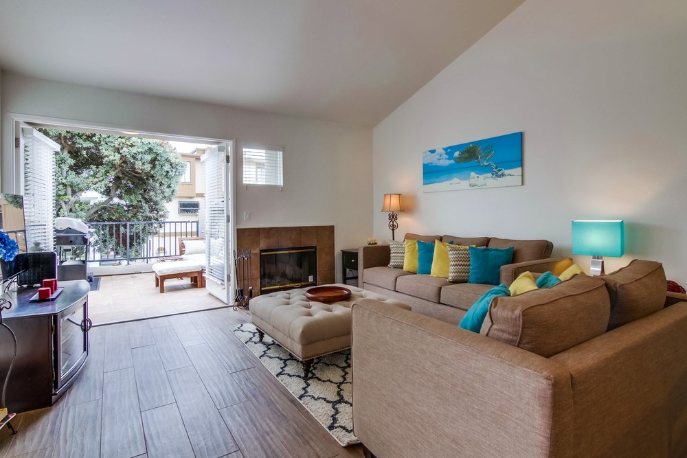 Virtual tour photo 5 of 42 for 817 San Gabriel Pl