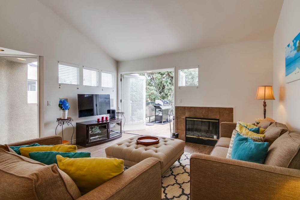 Virtual tour photo 7 of 42 for 817 San Gabriel Pl