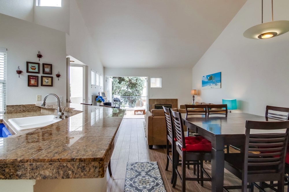 Virtual tour photo 16 of 42 for 817 San Gabriel Pl