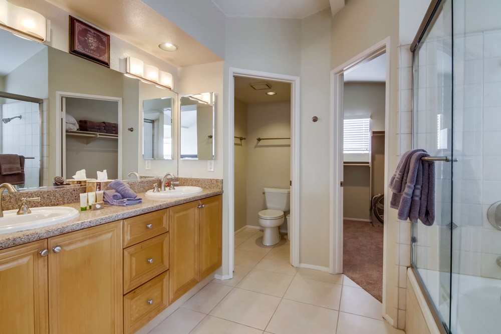 Virtual tour photo 27 of 42 for 817 San Gabriel Pl