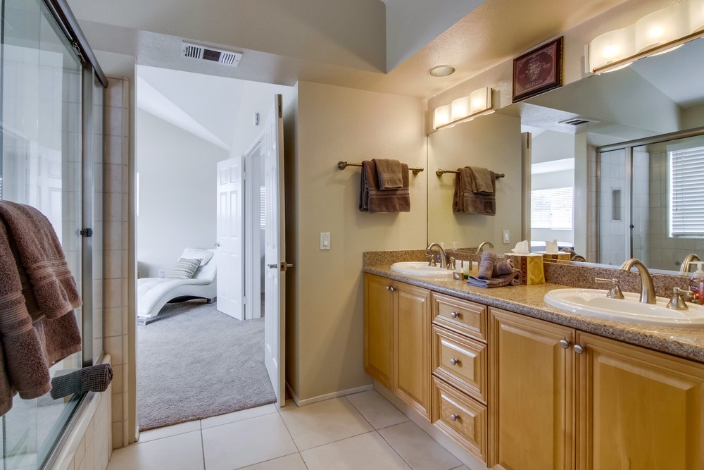 Virtual tour photo 28 of 42 for 817 San Gabriel Pl