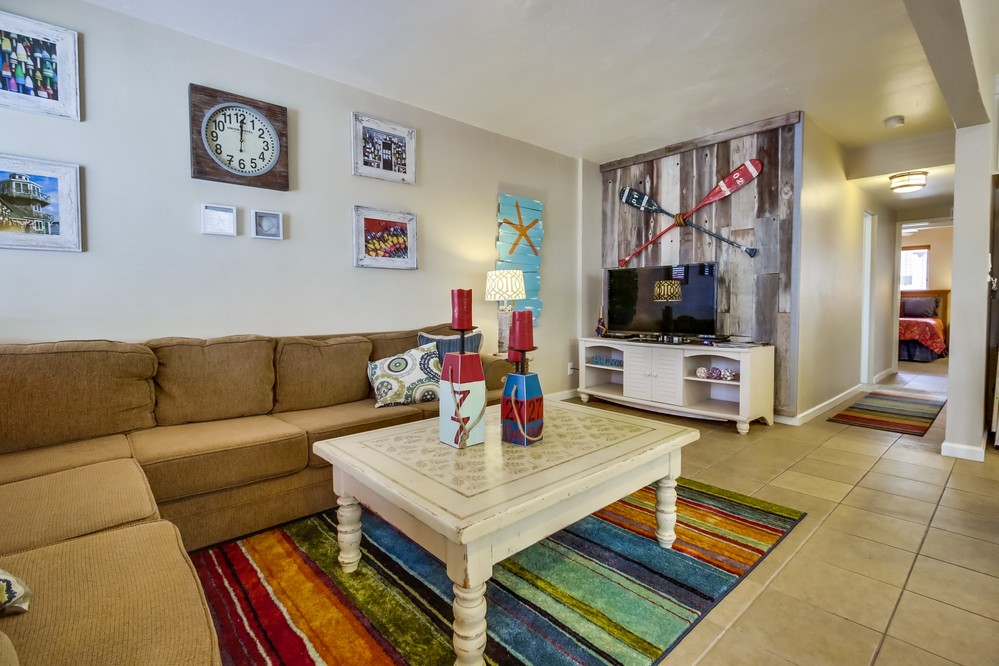 Virtual tour photo 13 of 34 for 817 Santa Clara Place