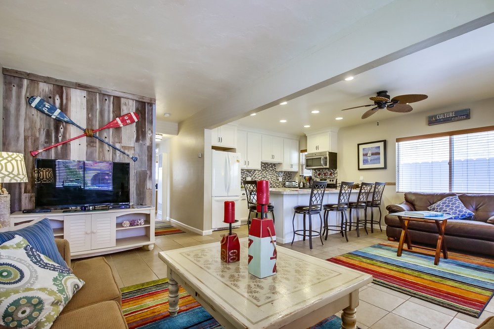 Virtual tour photo 14 of 34 for 817 Santa Clara Place