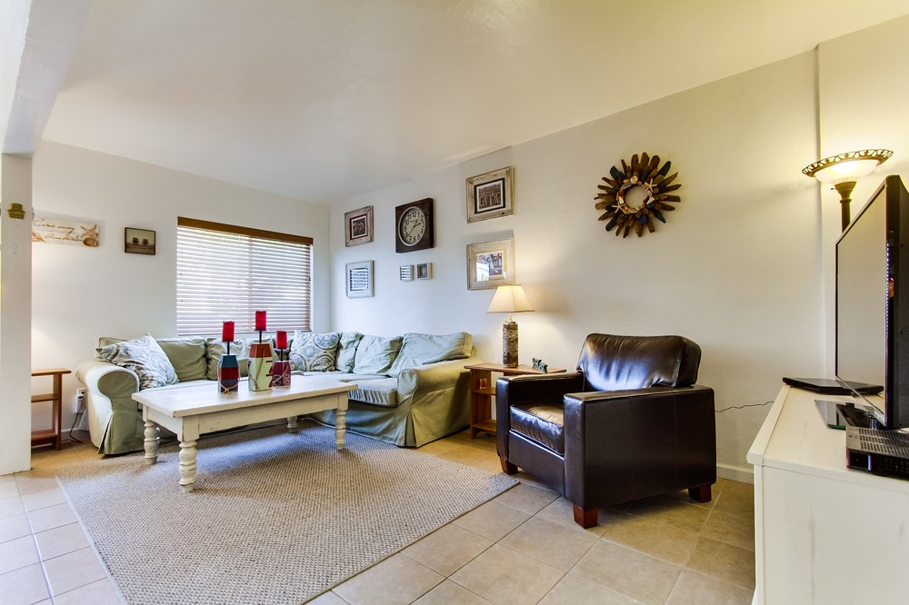 Virtual tour photo 7 of 46 for 817 Santa Clara Place