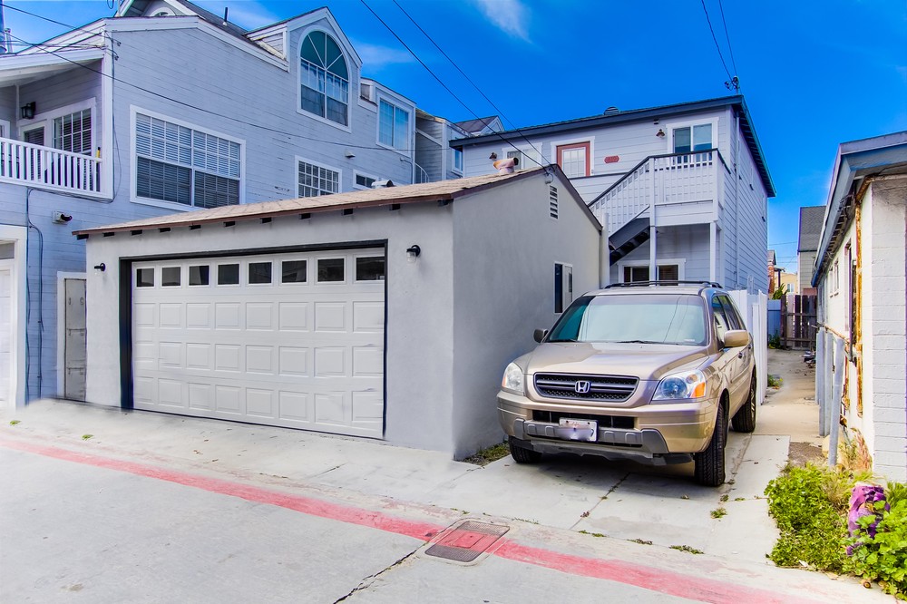 Virtual tour photo 18 of 46 for 817 Santa Clara Place