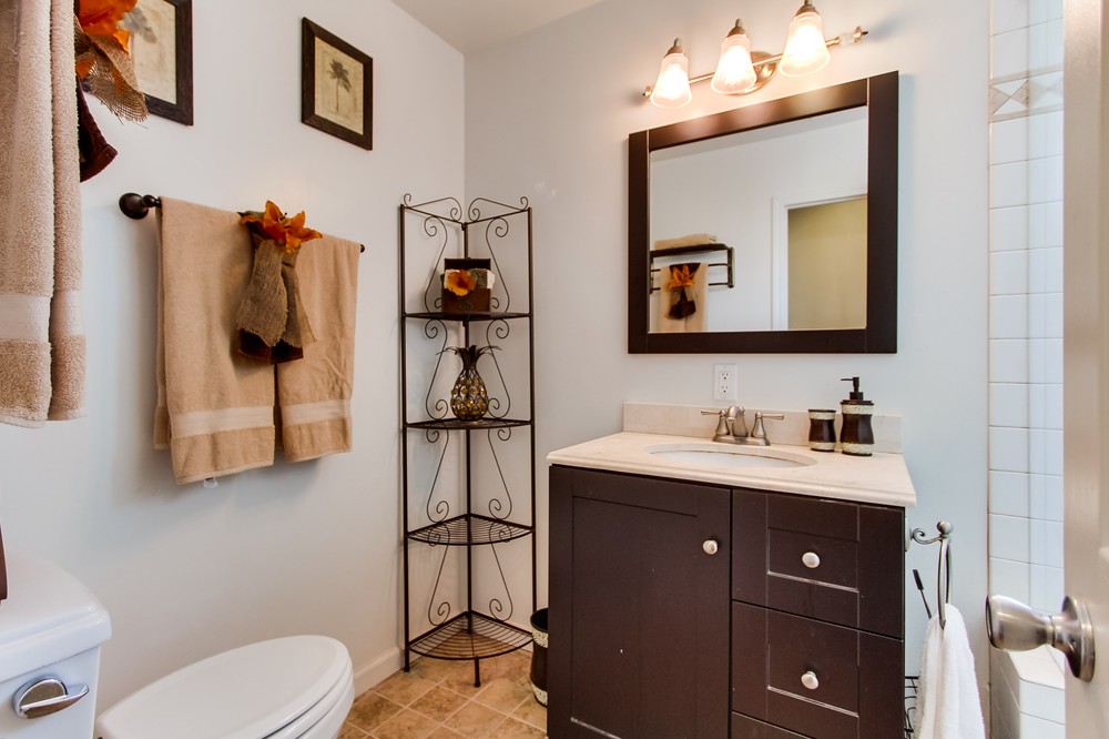 Virtual tour photo 28 of 46 for 817 Santa Clara Place