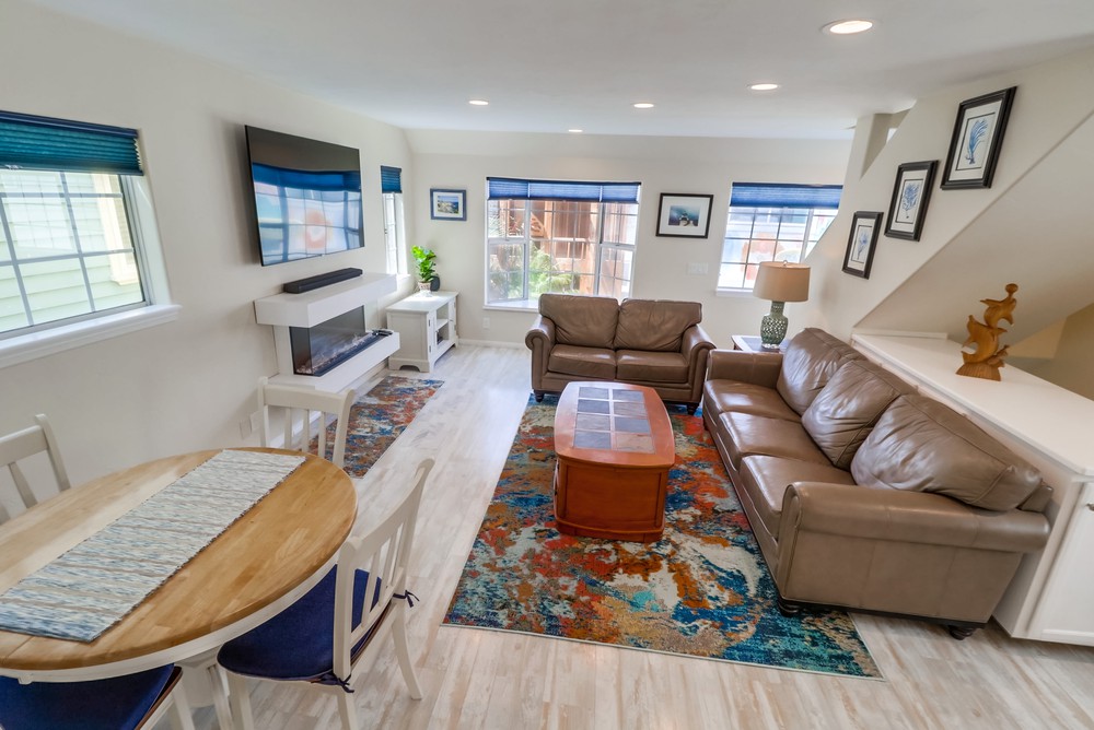 Virtual tour photo 11 of 57 for 817 Toulon Ct