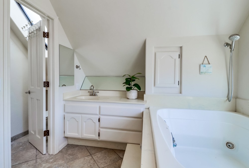 Virtual tour photo 31 of 57 for 817 Toulon Ct