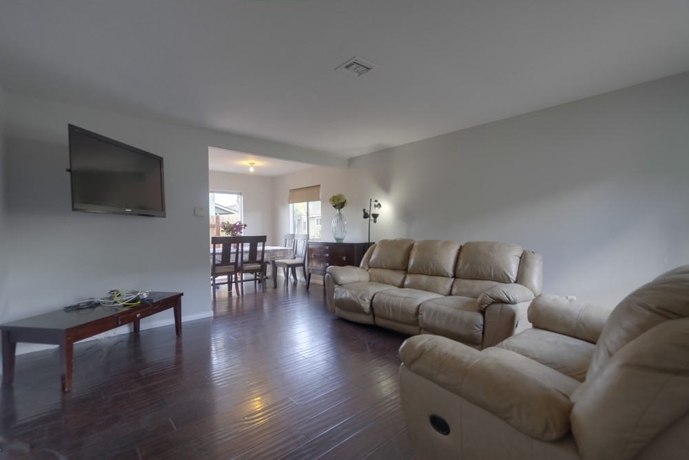 Virtual tour photo 8 of 44 for 818 Hollister St b