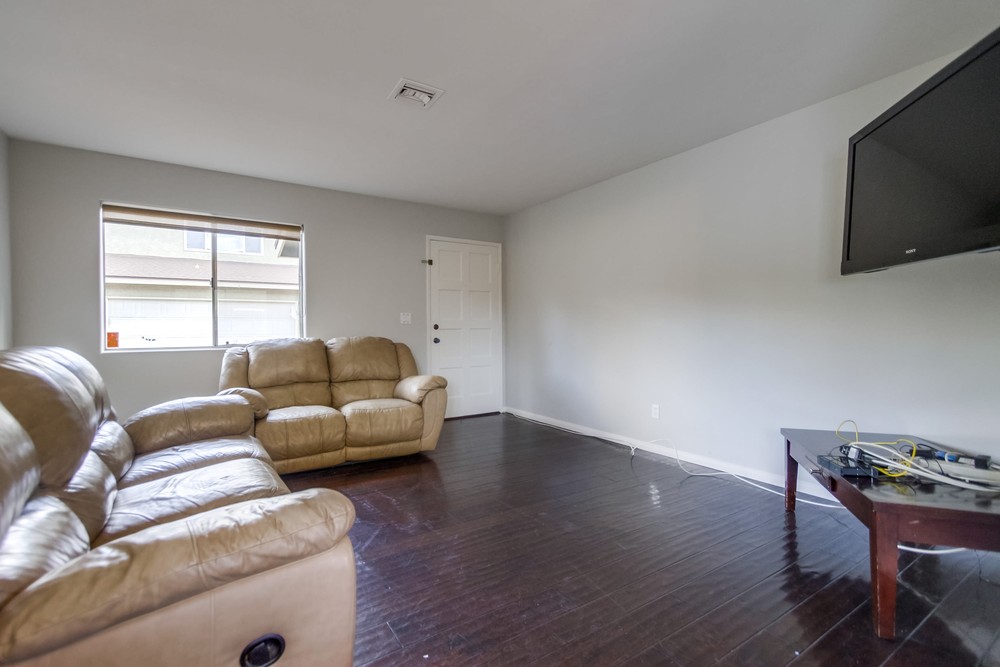 Virtual tour photo 10 of 44 for 818 Hollister St b