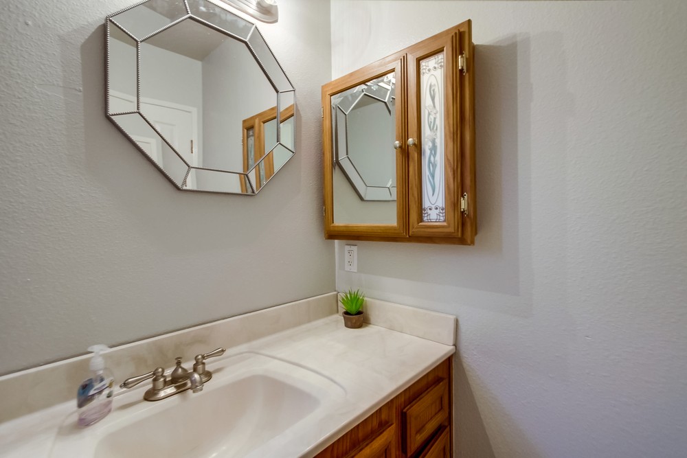 Virtual tour photo 22 of 44 for 818 Hollister St b