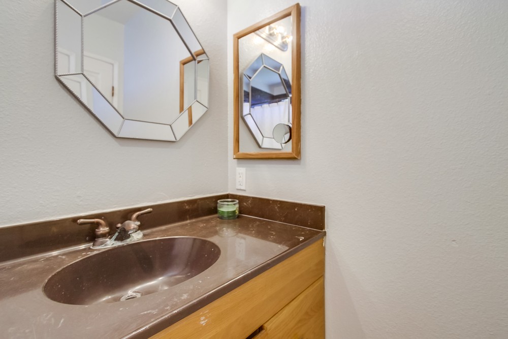 Virtual tour photo 29 of 44 for 818 Hollister St b