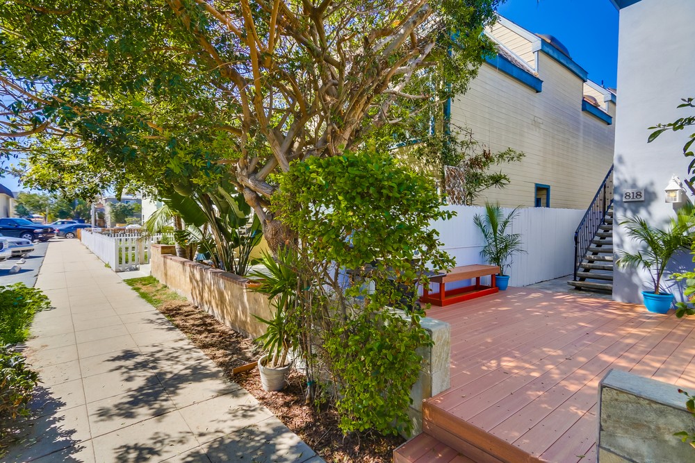 Virtual tour photo 4 of 75 for 818 Isthmus Ct