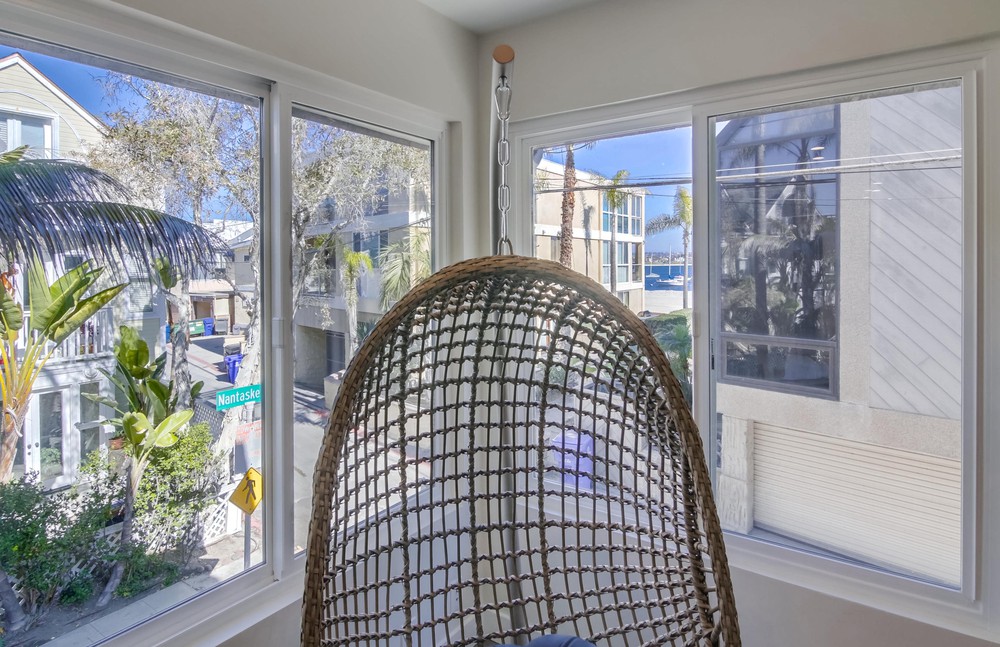 Virtual tour photo 8 of 47 for 819 Nantasket Ct