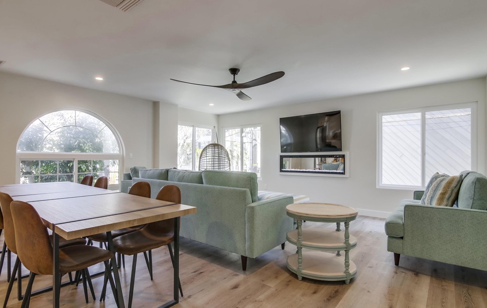 Virtual tour photo 11 of 47 for 819 Nantasket Ct