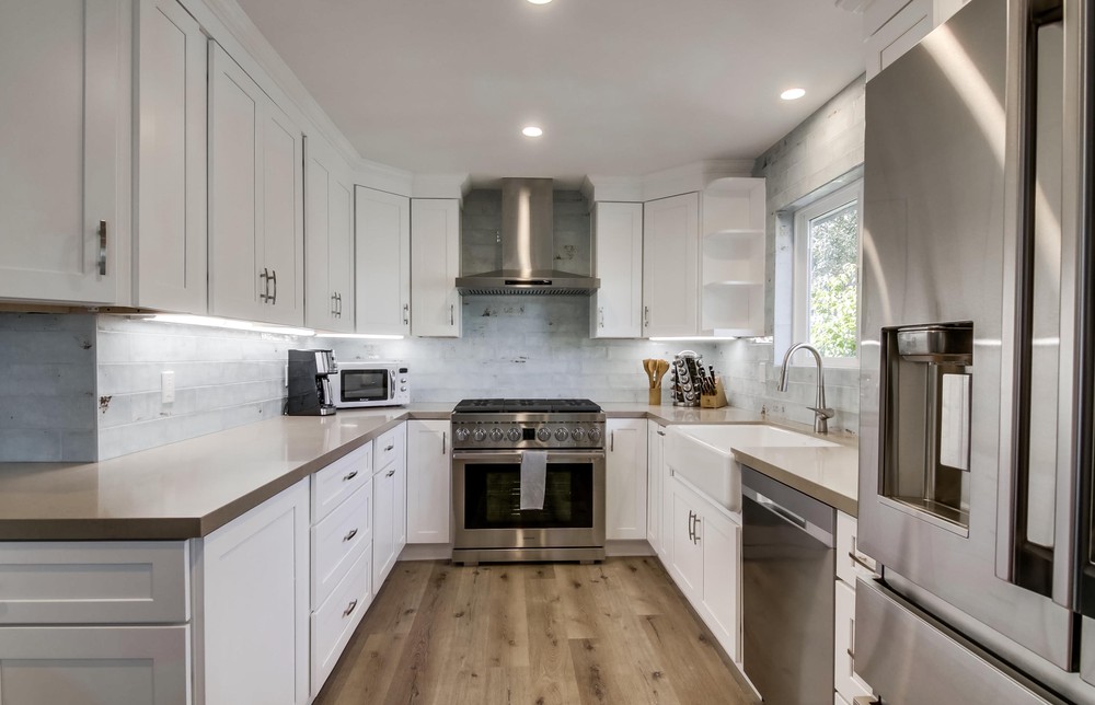 Virtual tour photo 20 of 47 for 819 Nantasket Ct