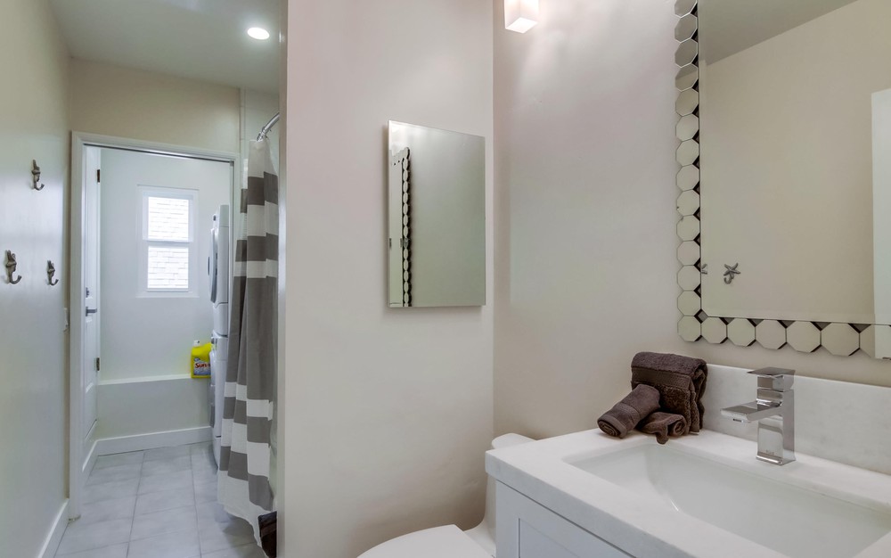 Virtual tour photo 39 of 47 for 819 Nantasket Ct