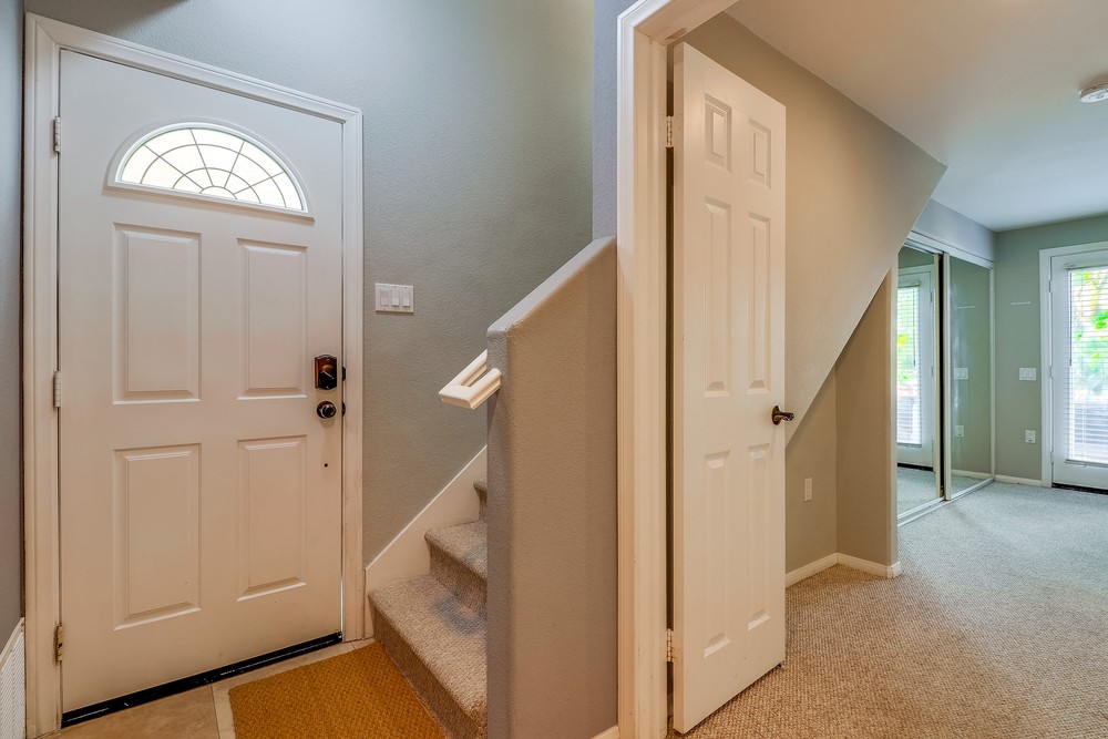Virtual tour photo 13 of 65 for 819 Salem Ct