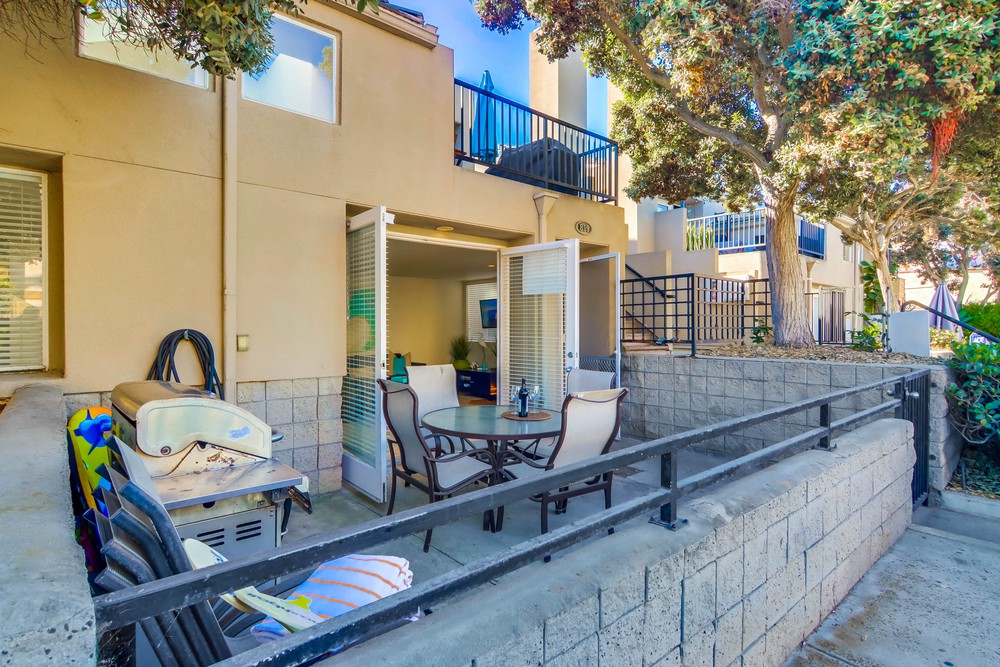 Virtual tour photo 4 of 55 for 819 San Gabriel Pl