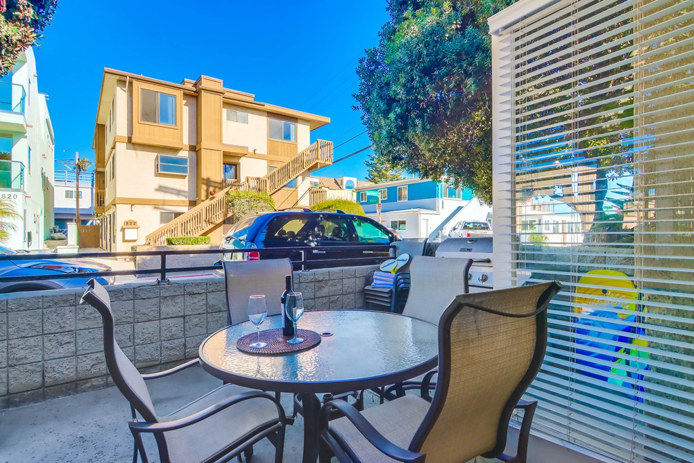 Virtual tour photo 7 of 55 for 819 San Gabriel Pl
