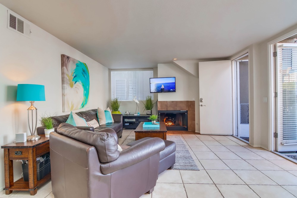 Virtual tour photo 8 of 55 for 819 San Gabriel Pl