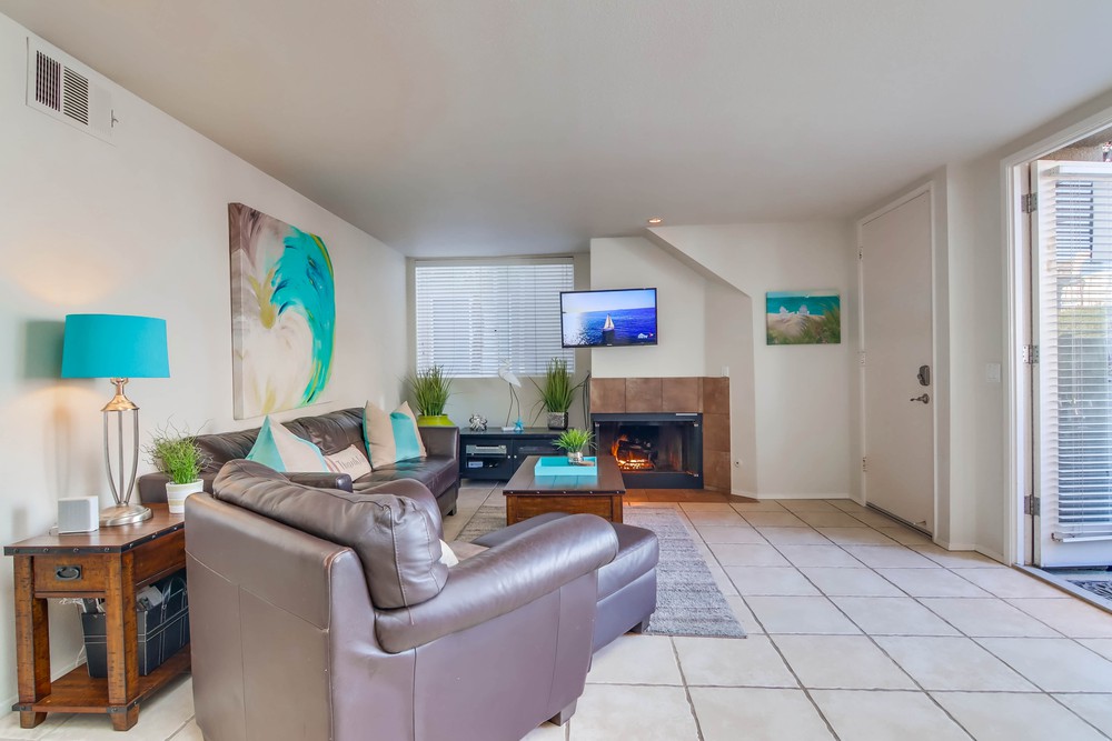 Virtual tour photo 9 of 55 for 819 San Gabriel Pl