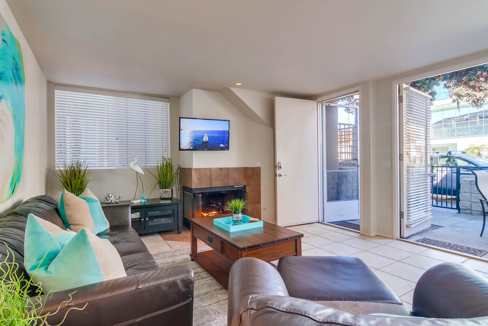 Virtual tour photo 12 of 55 for 819 San Gabriel Pl