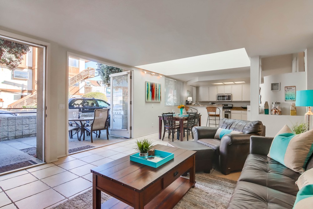 Virtual tour photo 14 of 55 for 819 San Gabriel Pl