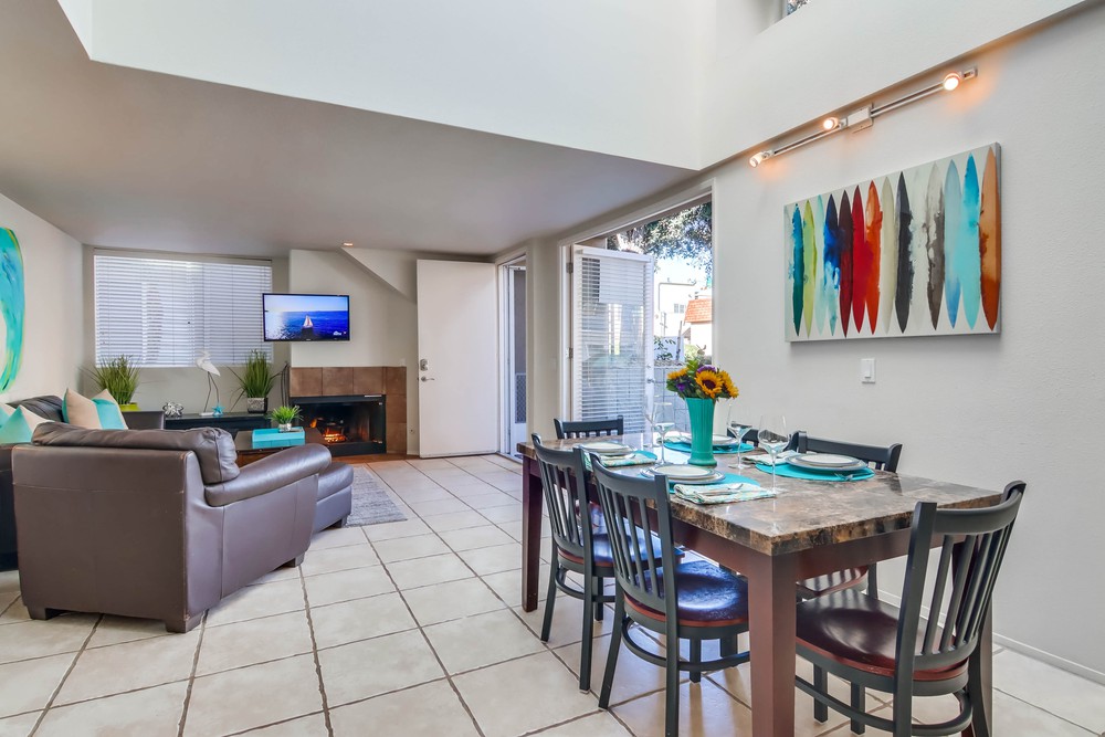 Virtual tour photo 18 of 55 for 819 San Gabriel Pl