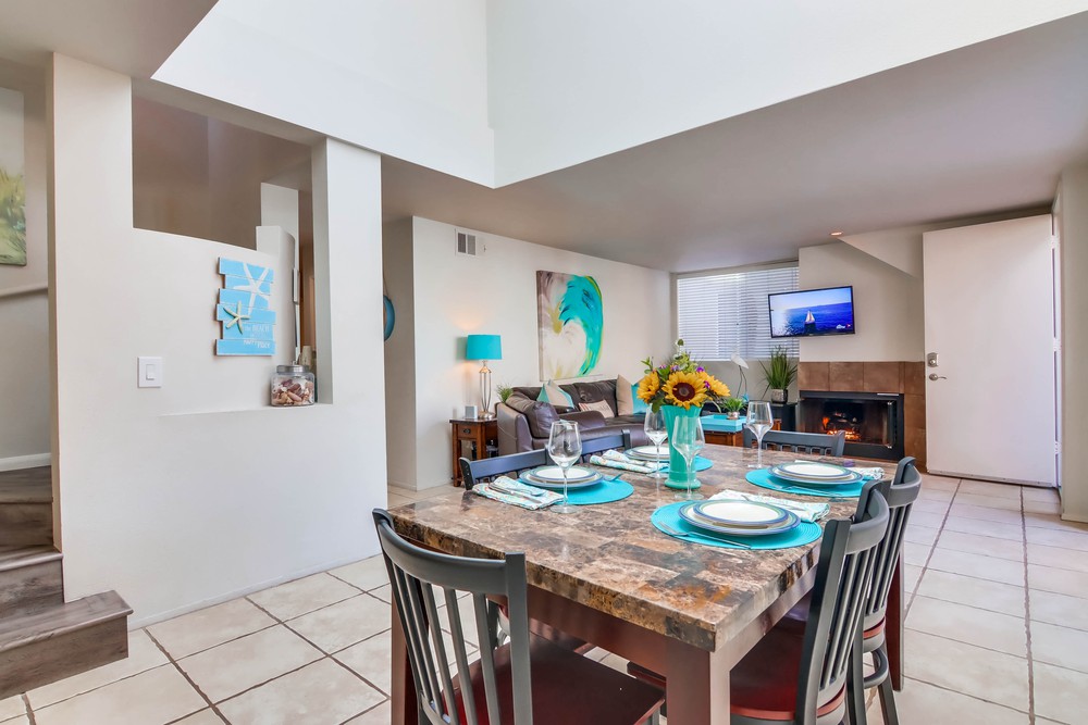 Virtual tour photo 19 of 55 for 819 San Gabriel Pl