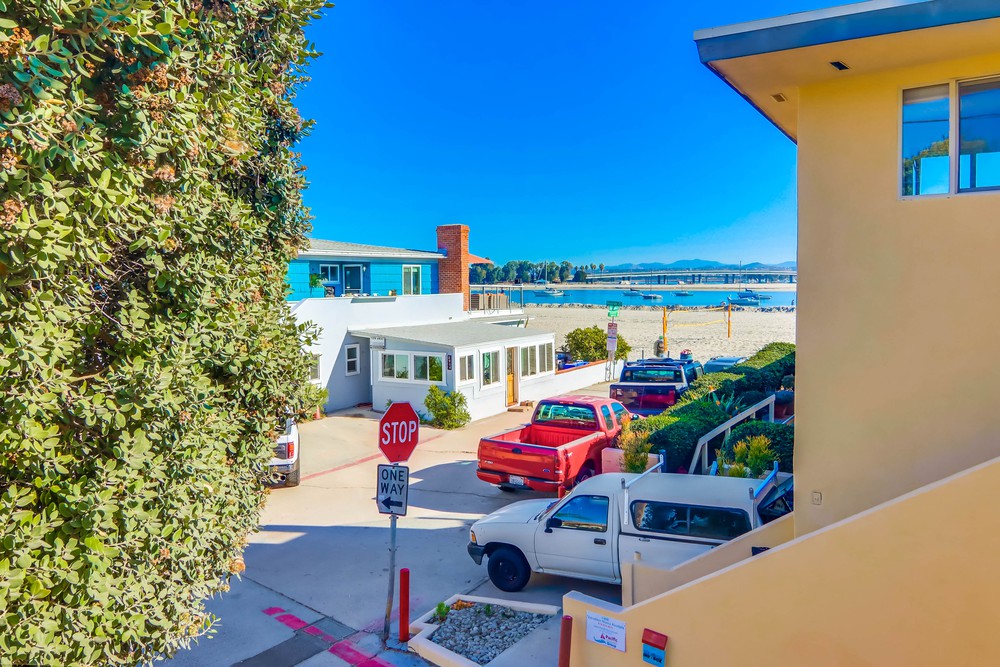Virtual tour photo 51 of 55 for 819 San Gabriel Pl