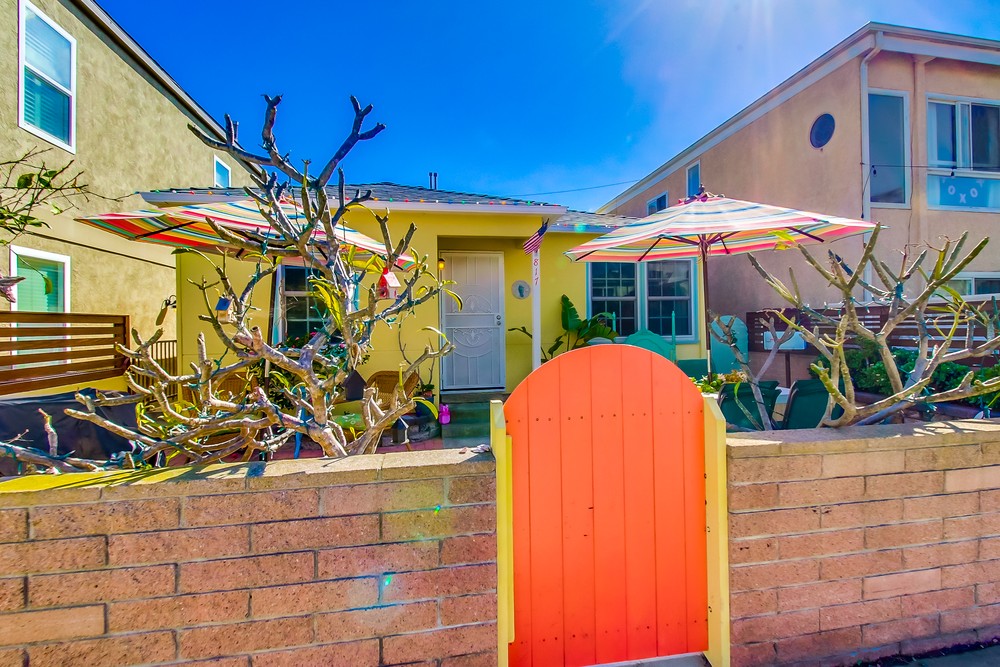 Virtual tour photo 3 of 67 for 819 San Luis Rey Pl