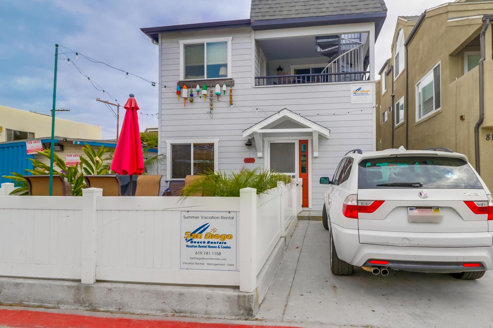 Virtual tour photo 5 of 46 for 819 Santa Clara Pl