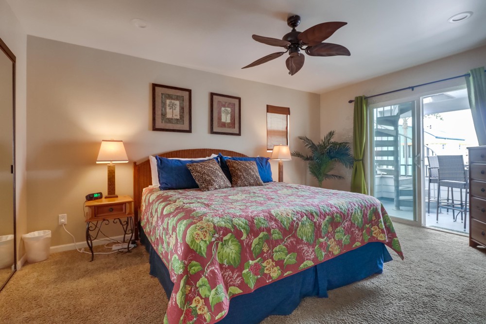 Virtual tour photo 21 of 46 for 819 Santa Clara Pl