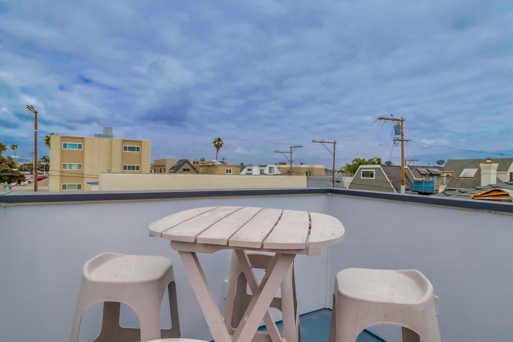 Virtual tour photo 34 of 46 for 819 Santa Clara Pl