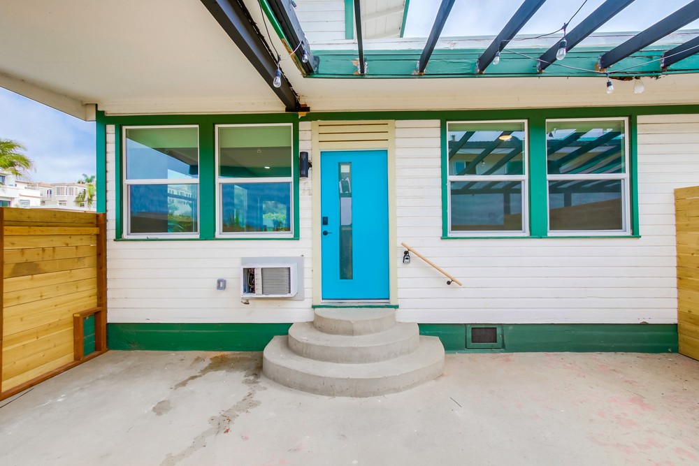 Virtual tour photo 6 of 54 for 821 Agate St