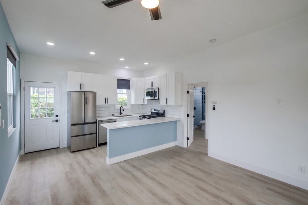 Virtual tour photo 7 of 54 for 821 Agate St