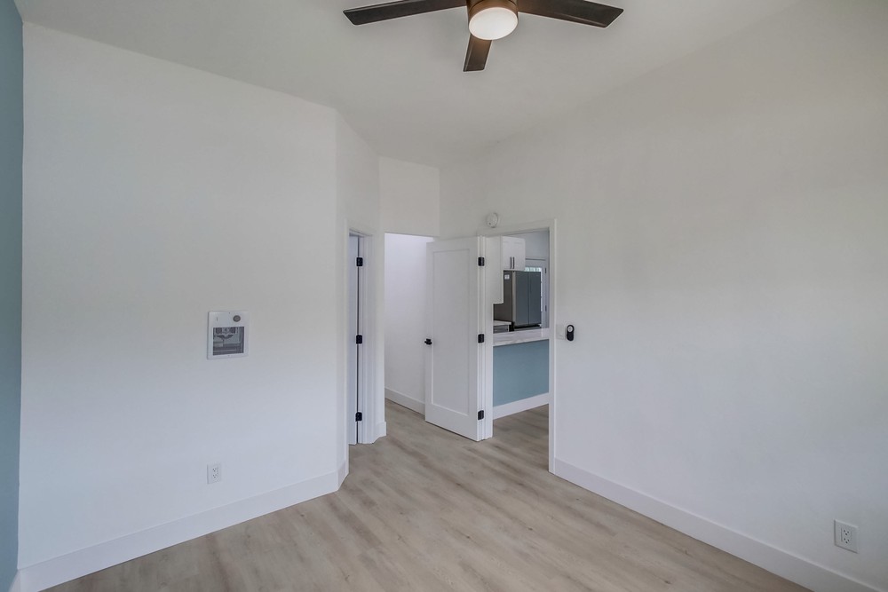 Virtual tour photo 43 of 54 for 821 Agate St