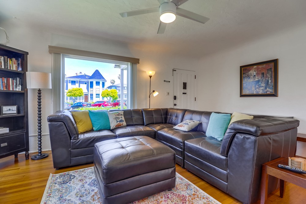 Virtual tour photo 12 of 43 for 821 Diamond St