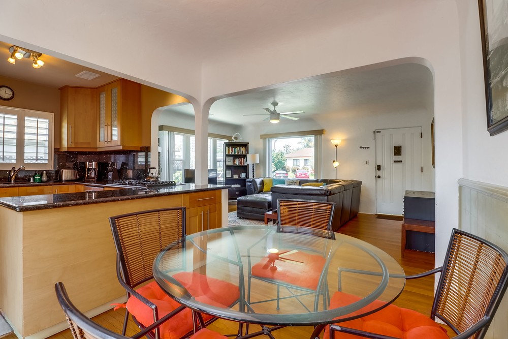 Virtual tour photo 17 of 43 for 821 Diamond St