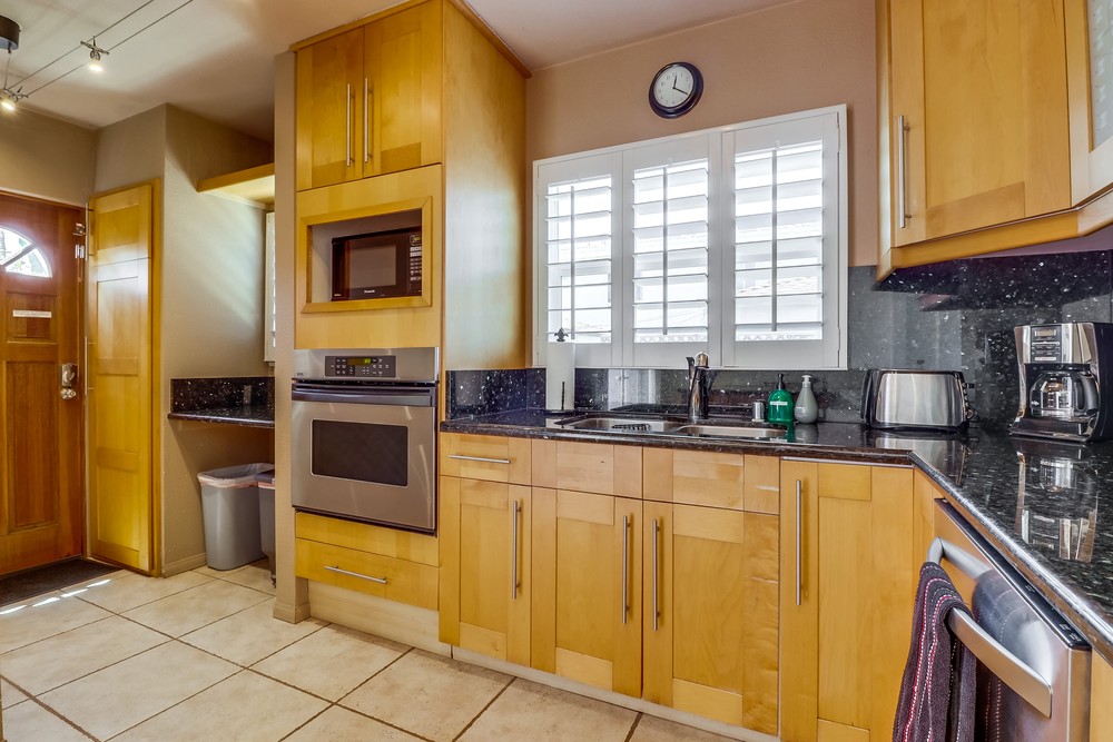 Virtual tour photo 21 of 43 for 821 Diamond St