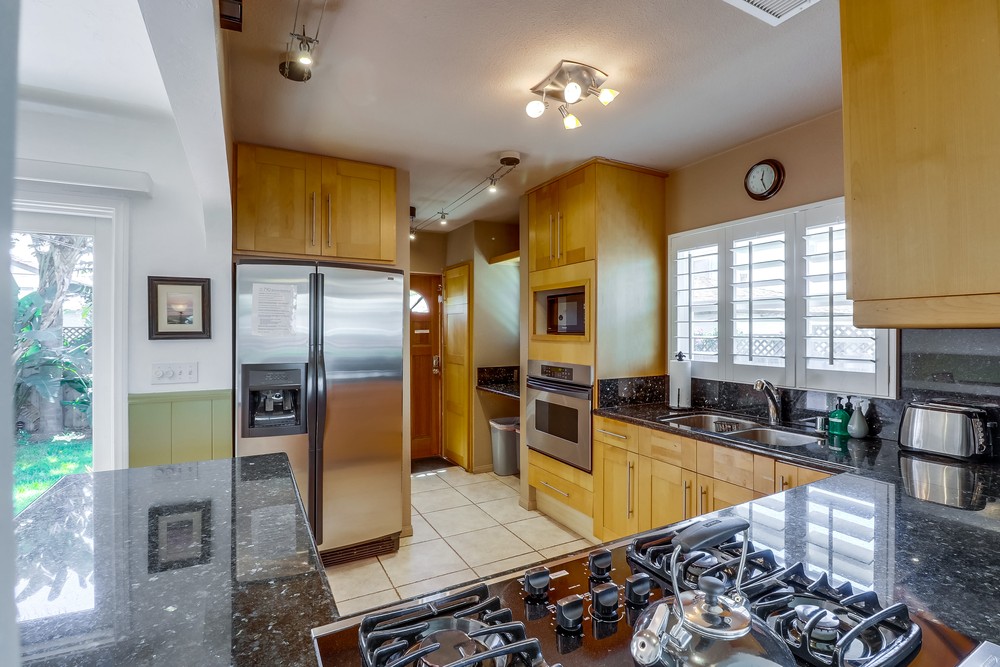 Virtual tour photo 24 of 43 for 821 Diamond St