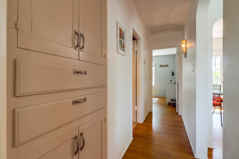 Virtual tour photo 26 of 43 for 821 Diamond St