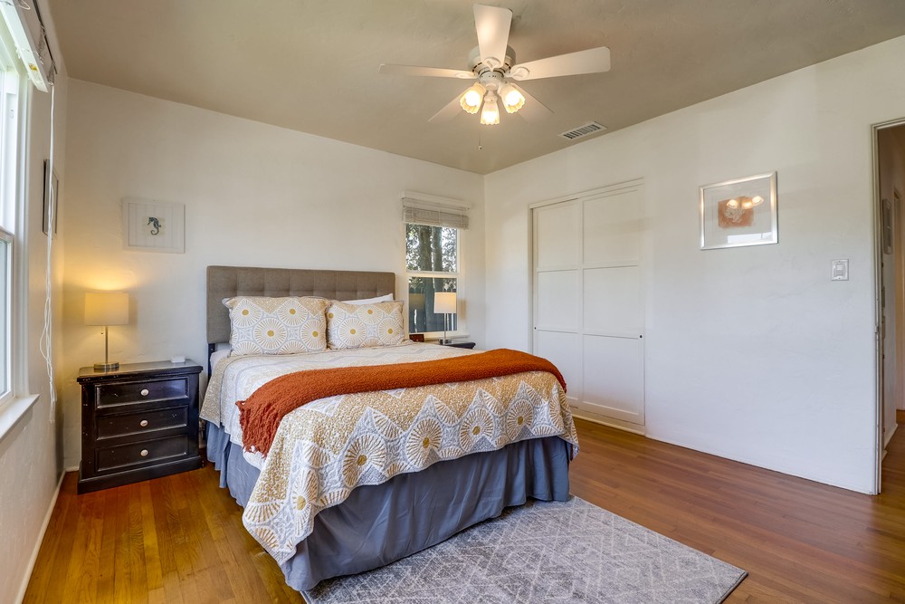 Virtual tour photo 27 of 43 for 821 Diamond St