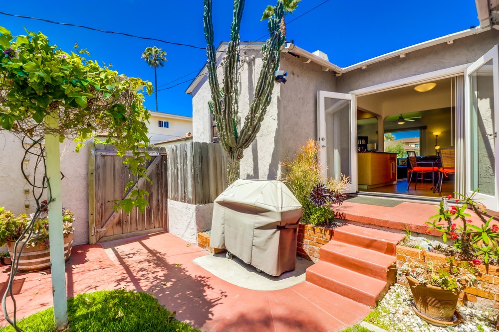 Virtual tour photo 39 of 43 for 821 Diamond St